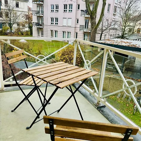 2-room In Dresden's Neustadt * Dresden