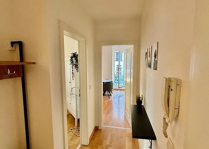 2-room In Dresden's Neustadt شقة *